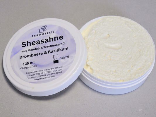 Sheasahne Brombeere Basilikum